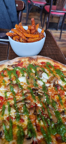 Ruby's Pizza & Grill - Hospitality and gastronomy