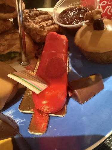 Comentarii opinii despre Praline Pastry & Chocolate Cafe