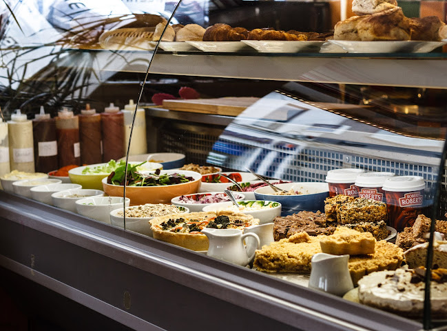 Opinii despre Pink Rose Cafe în Naas - Hospitality and gastronomy