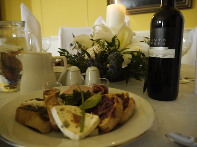 Pepper's Bar & Restaurant - Hospitality and gastronomy