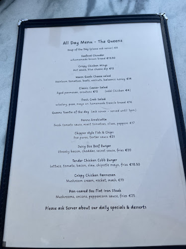 The Queens Bar - Hospitality and gastronomy