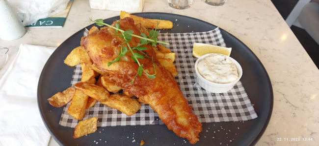 1 Church Ln, Galway, H91 YY46