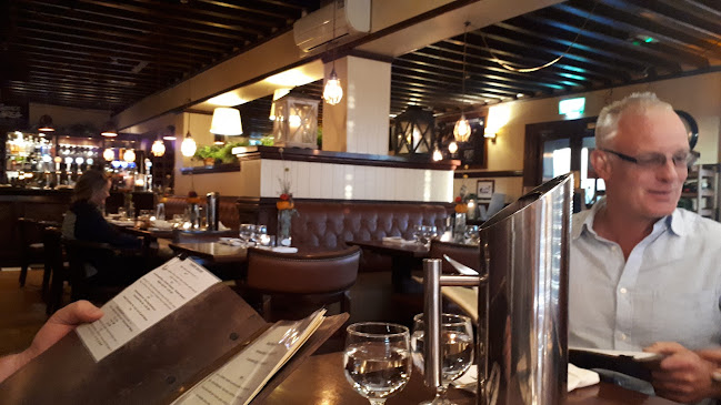 Comentarii opinii despre The Dew Drop Inn & Brewhouse