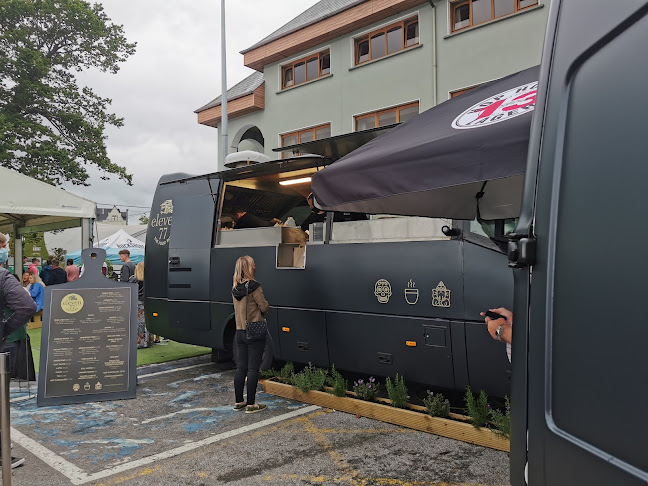 eleven77 Food Bus - Killarney