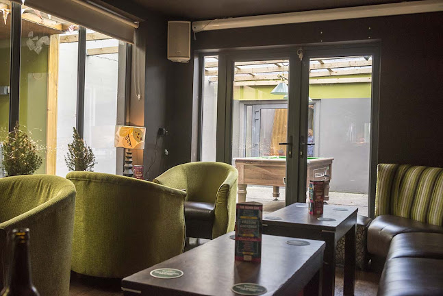 Hughies Bar - Killybegs