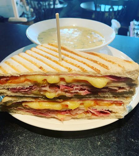 16 The Square, Tralee, Co. Kerry, V92 T259