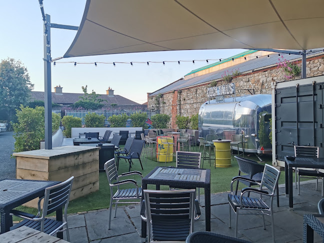 The Queens Bar - Hospitality and gastronomy