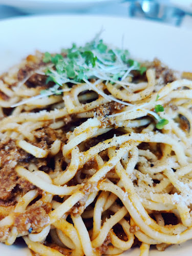 Unit 5, Castletroy Town Centre, Dublin Rd, Limerick, Co. Limerick, V94 H426