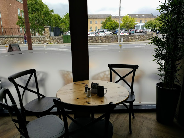 Opinii despre McLeary's Café în Waterford - Hospitality and gastronomy