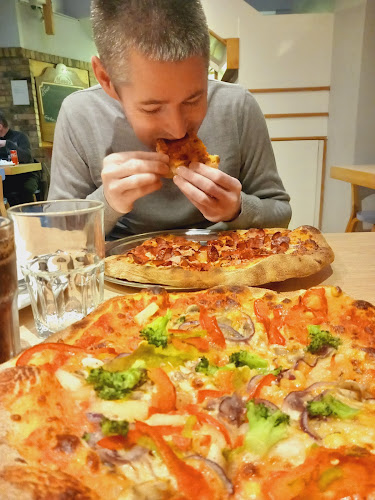 Ginos Restaurant - Waterford