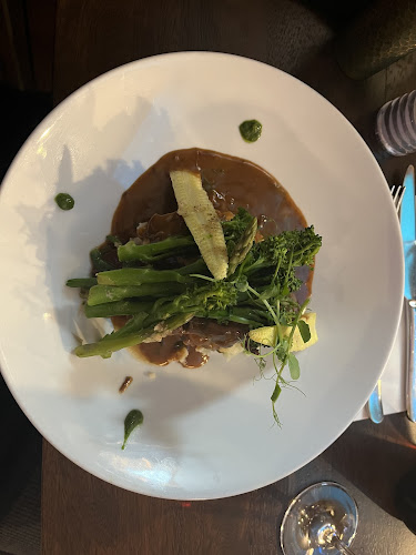 Di Vino Italian Restaurant - Hospitality and gastronomy