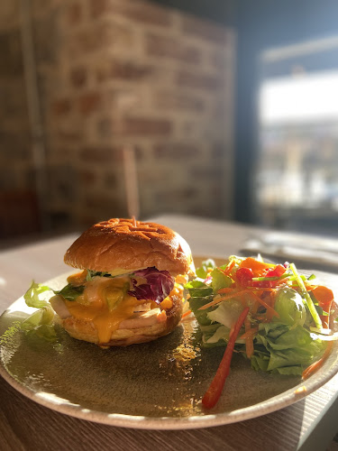 Comentarii opinii despre Dock84