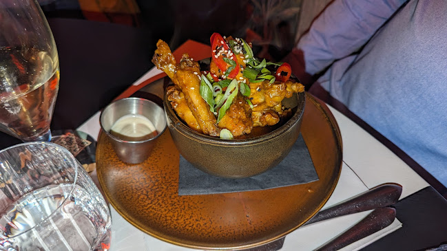 Social Bar and Restaurant - Hospitality and gastronomy