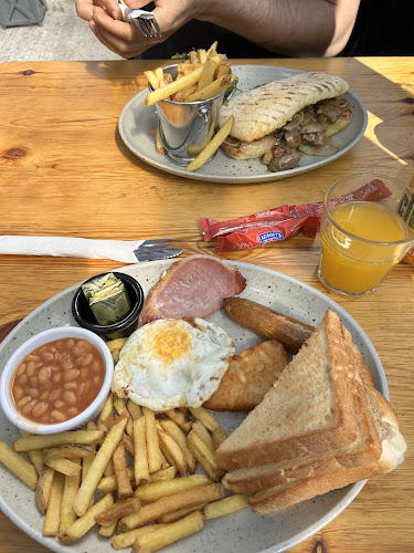 Comentarii opinii despre KAFE U