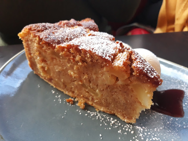 Dolmen House, 3 Station Rd, Knocknagoran, Omeath, Co. Louth