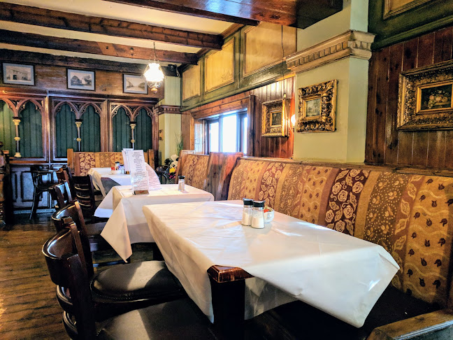 Sean Óg Bar & Restaurant - Hospitality and gastronomy