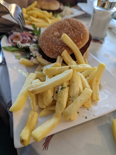 Comentarii opinii despre An Craoibhín