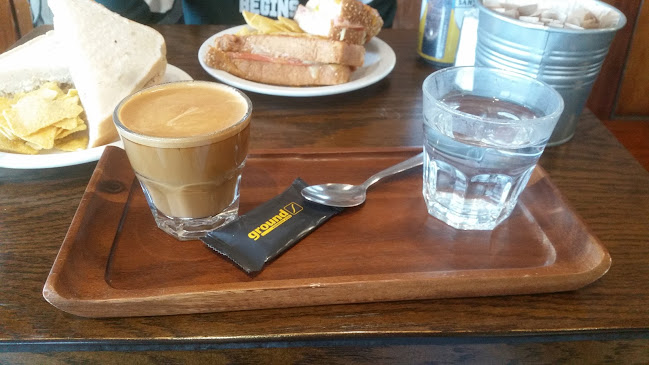 Ground Espresso Bar - Hospitality and gastronomy