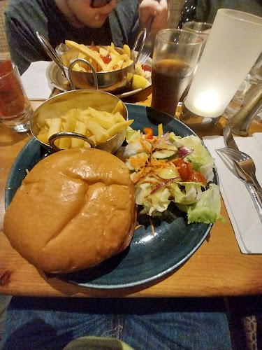 Nuala's Bar & Restaurant