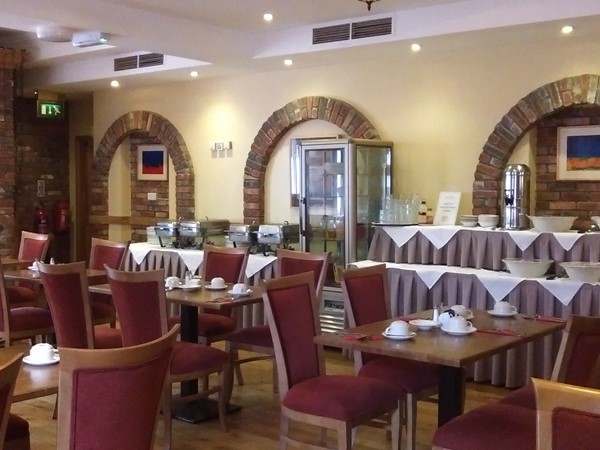 Quay’s Bar & Restaurant