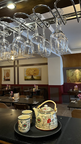 Sunshine Palace Restaurant - Hospitality and gastronomy