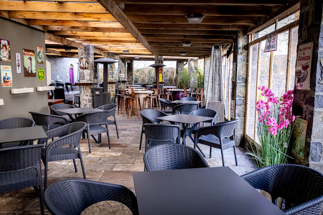 McHughs Traditional Pub & Restaurant