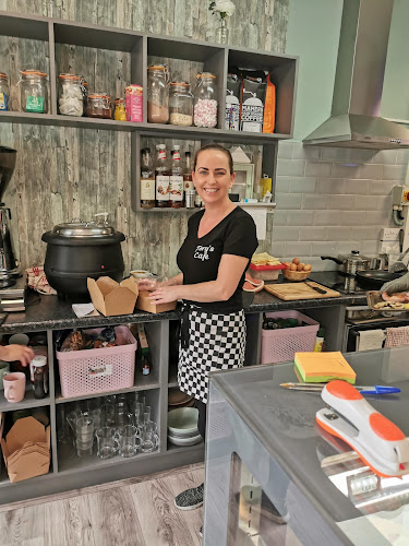 Tory's Cafe - Hospitality and gastronomy