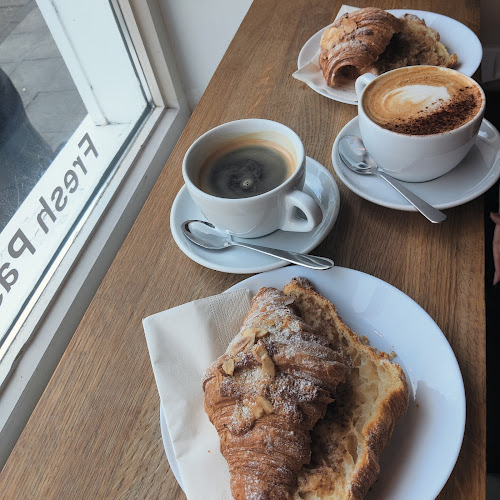 Comentarii opinii despre Coffee Works Lucan