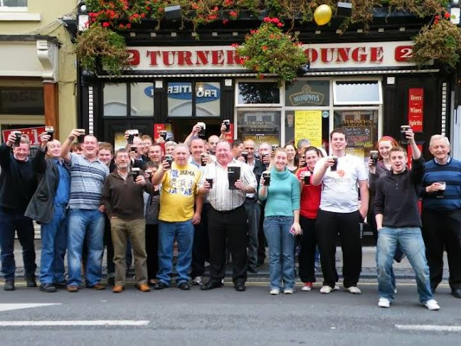 J TURNERS BAR - Hospitality and gastronomy