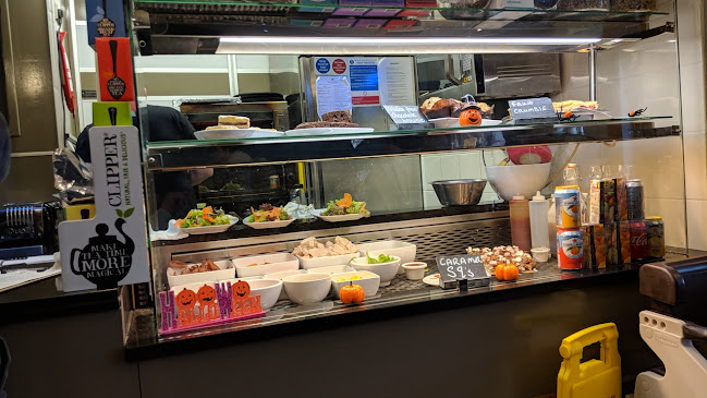 Comentarii opinii despre Mocha Beans Cross St