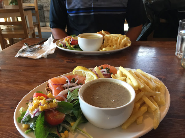 Comentarii opinii despre Puddleducks Café