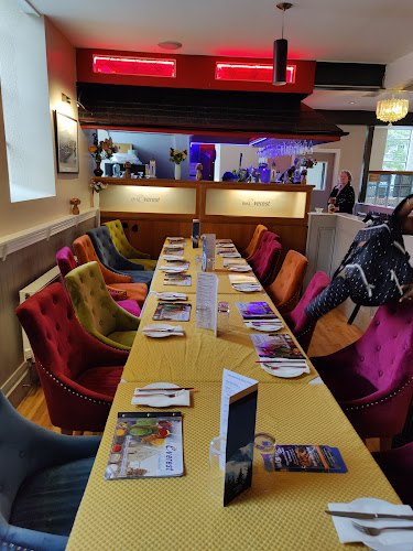 Comentarii opinii despre The Everest Restaurant