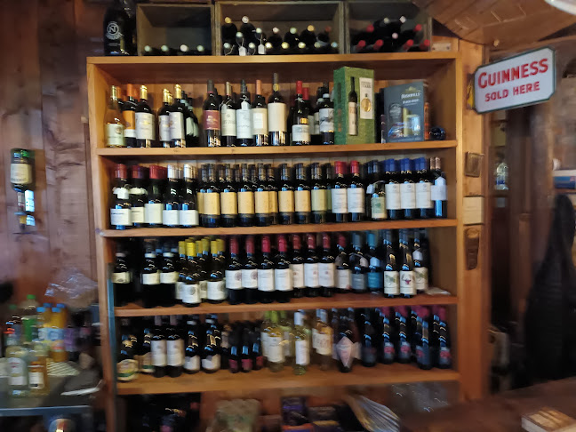 Skellys Bar & Guest House - Hospitality and gastronomy