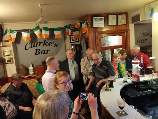 Clarke's Bar - Hospitality and gastronomy