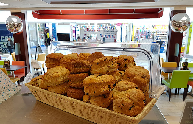 Unit 24, Wilton Shopping Centre, Sarsfield Rd, Wilton, Cork, T12 TW08