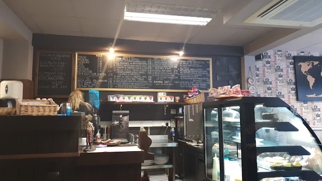 Comentarii opinii despre Aroma Coffee House