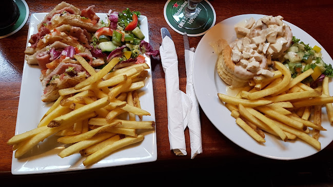 Comentarii opinii despre Bill Chawke's Bar Adare