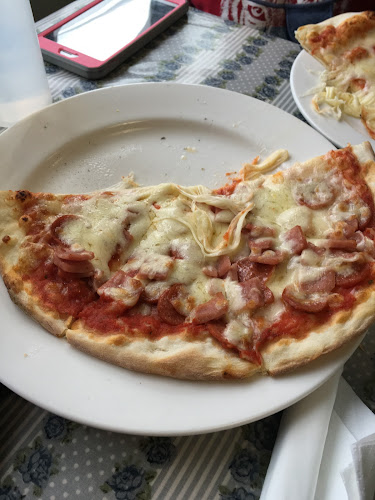 Opinii despre Castle Takeaway în Trim - Hospitality and gastronomy