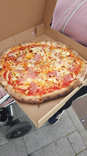 Opinii despre WildFire Pizza în Bray - Hospitality and gastronomy