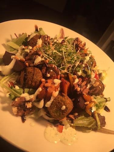 Opinii despre MCGANN'S BAR AND LOUNGE în Monivea - Hospitality and gastronomy