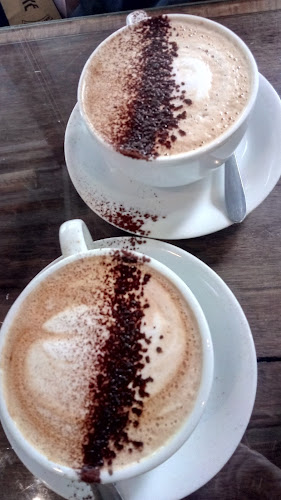 Comentarii opinii despre Cafe Grey