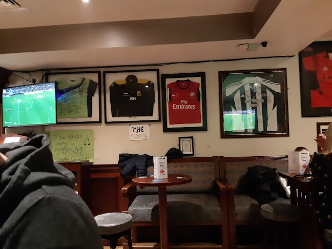 Opinii despre Hughes Bar în Carrickmacross - Hospitality and gastronomy