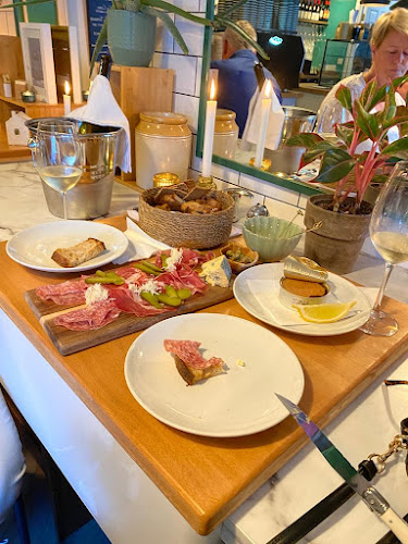 The Good life Coffee shop - Hospitality and gastronomy