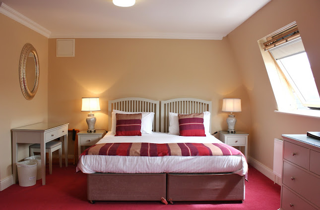 The Moorings Guesthouse & Seafood Restaurant @ The Bridge Bar - Kilrush