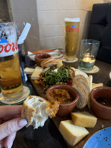 Pier Head Inn - Hospitality and gastronomy