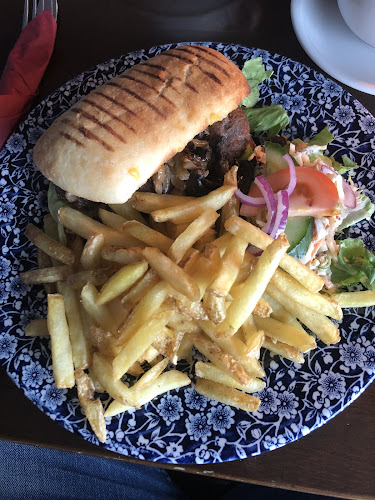 SuperValu - Hospitality and gastronomy