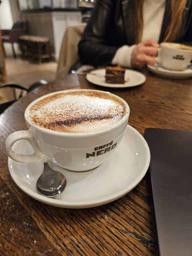 Caffè Nero - Hospitality and gastronomy