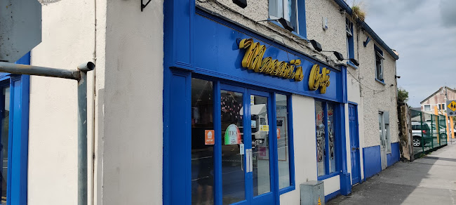 Macari’s Cafe/Take Away