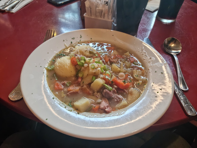 Comentarii opinii despre Horseshoe Bar & Restaurant