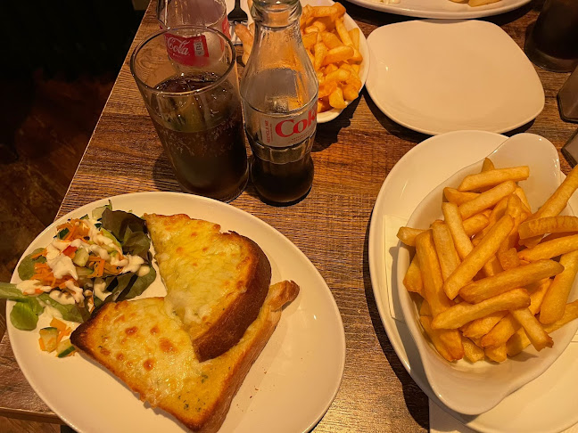 Casey's Bar and Restaurant - Clonakilty